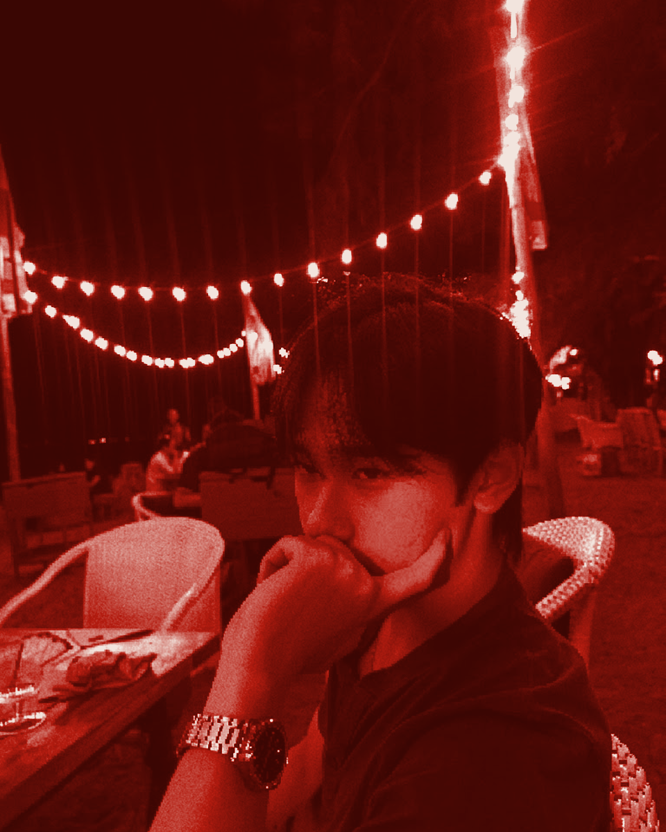Mason Wong, portrait in red